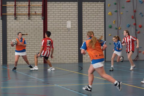 Korfbal C2  29 november-031.JPG